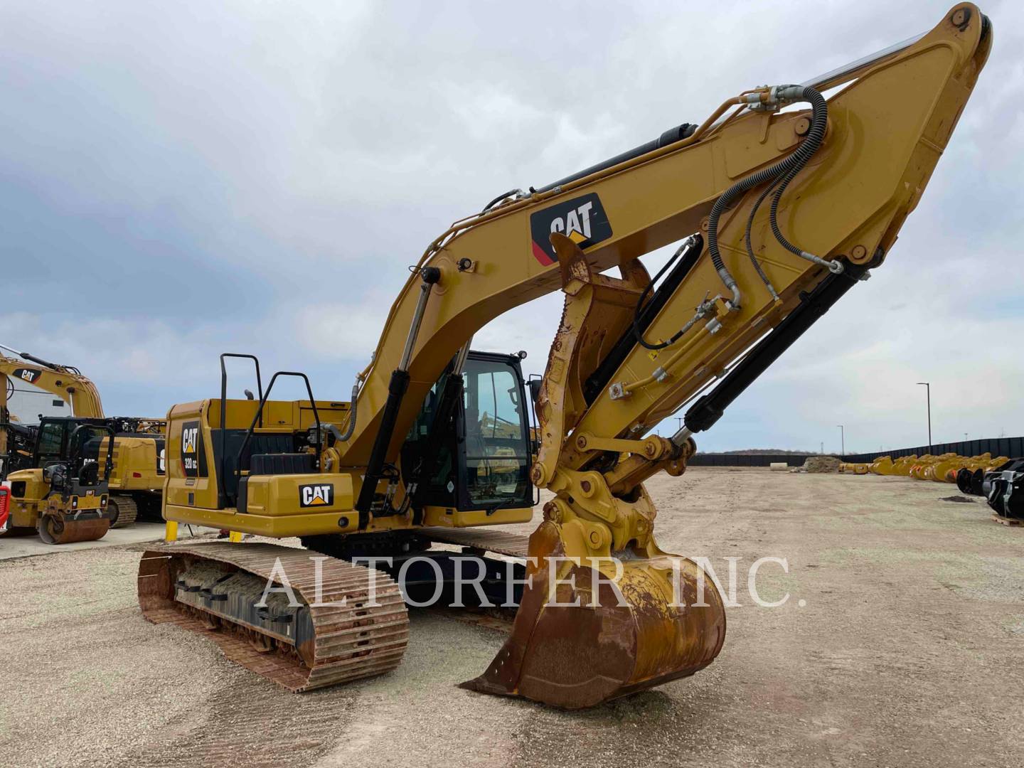 2019 Caterpillar 320 GC TH Excavator