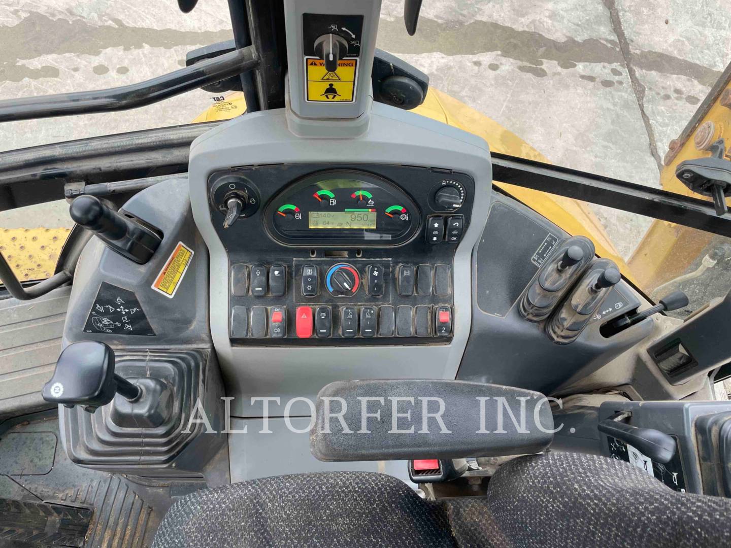 2017 Caterpillar 420F2ST Tractor Loader Backhoe