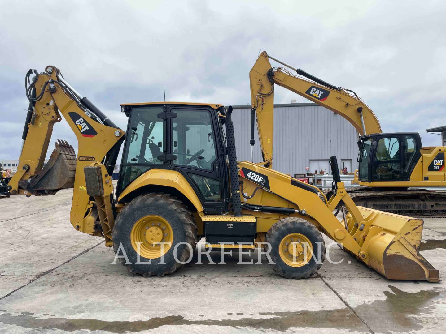 2017 Caterpillar 420F2ST Tractor Loader Backhoe