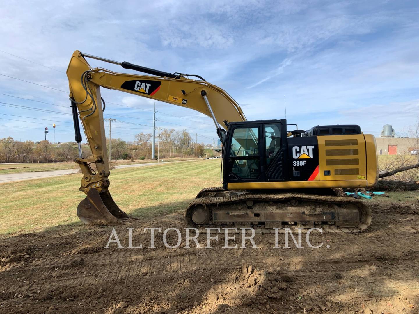 2017 Caterpillar 330FL Excavator