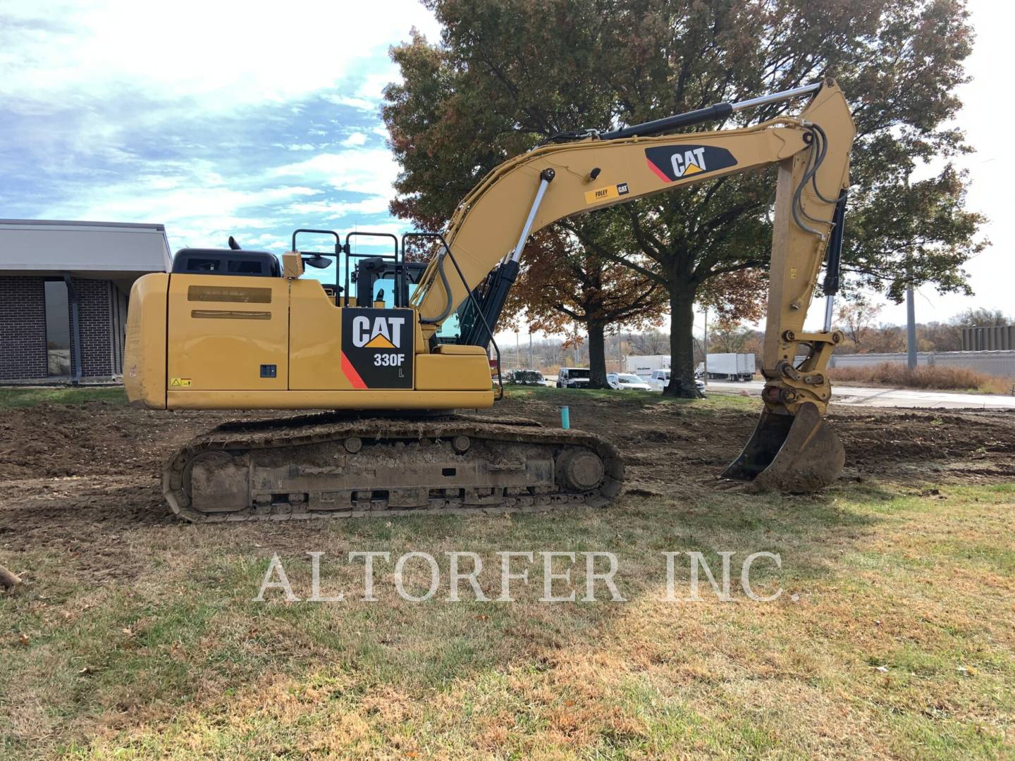 2017 Caterpillar 330FL Excavator