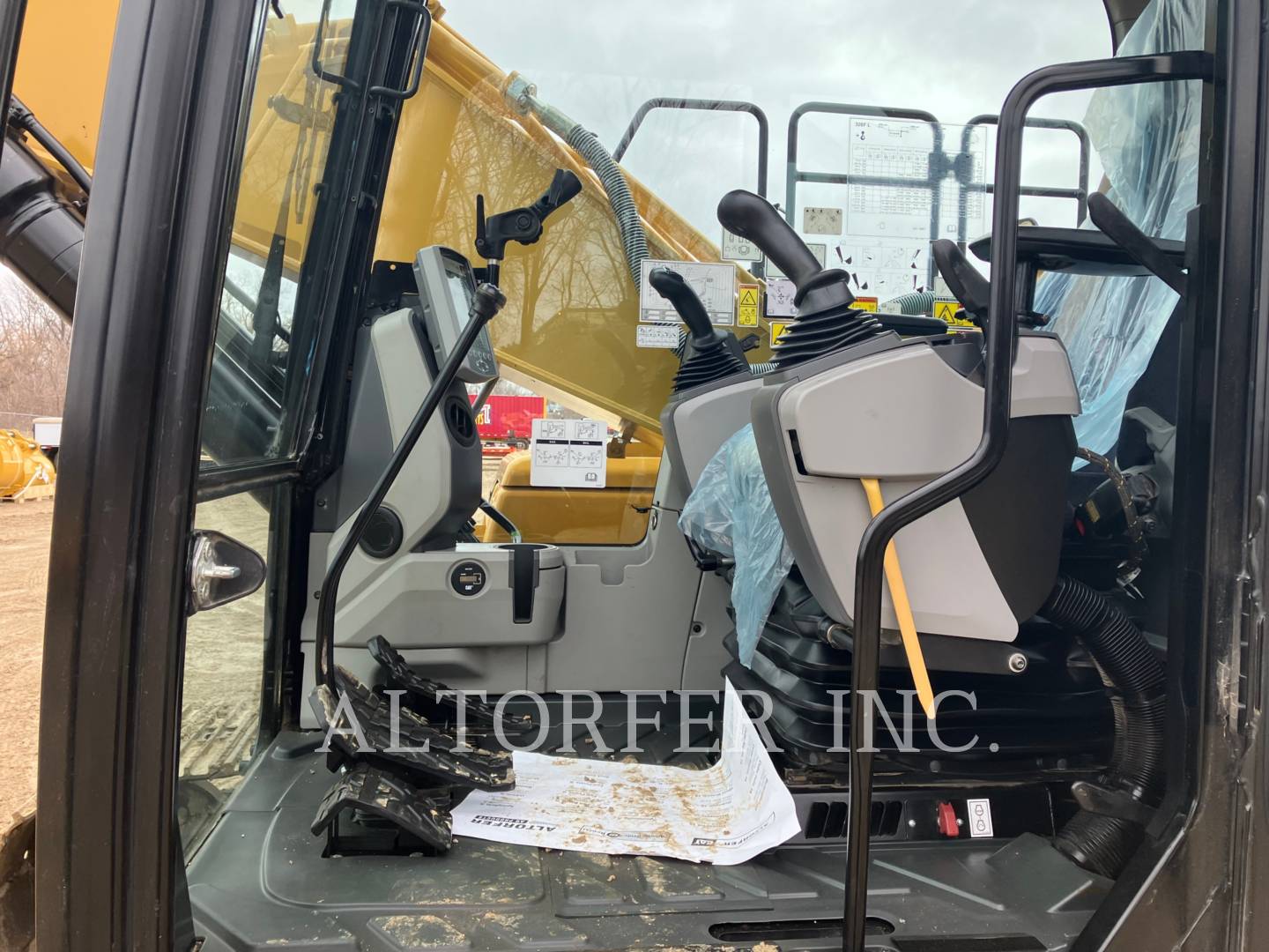 2018 Caterpillar 326FL TH Excavator