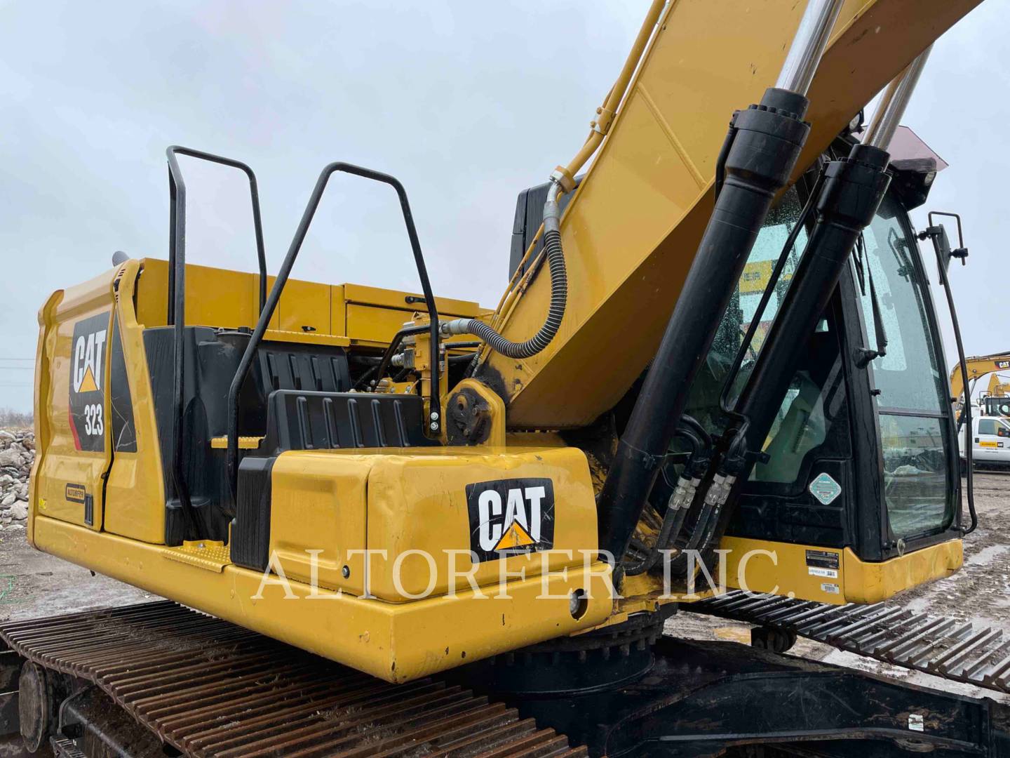 2018 Caterpillar 323-07 Excavator