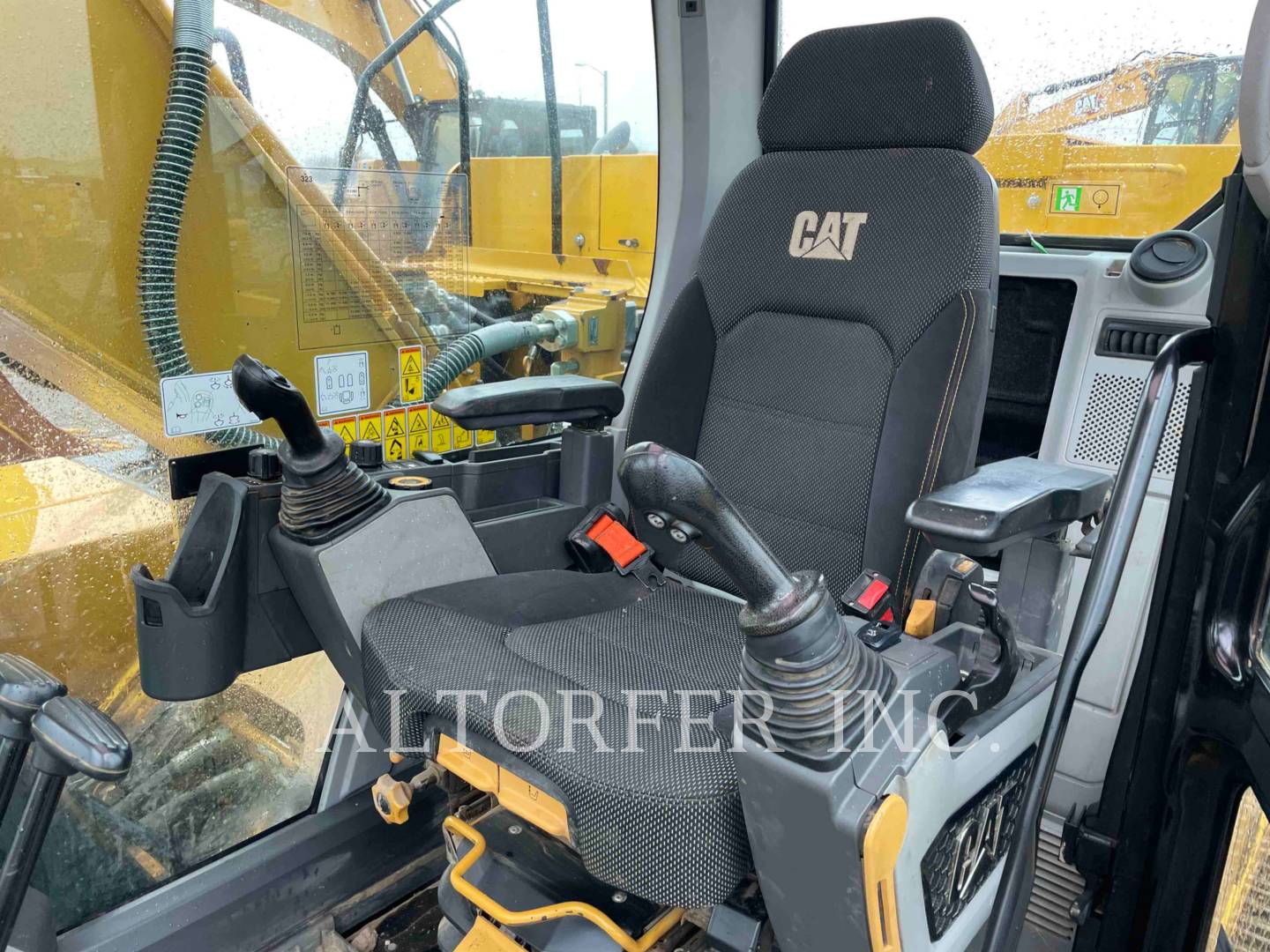 2018 Caterpillar 323-07 Excavator