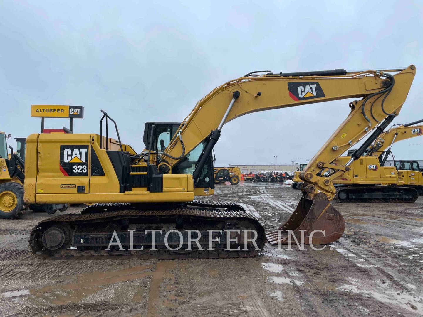 2018 Caterpillar 323-07 Excavator