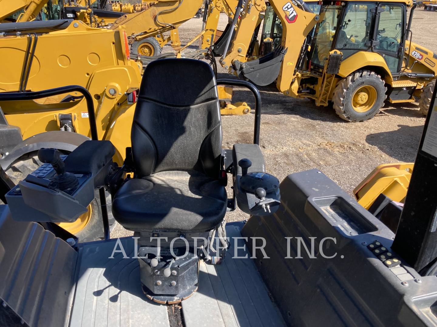 2016 Caterpillar CB66B Vibratory Double