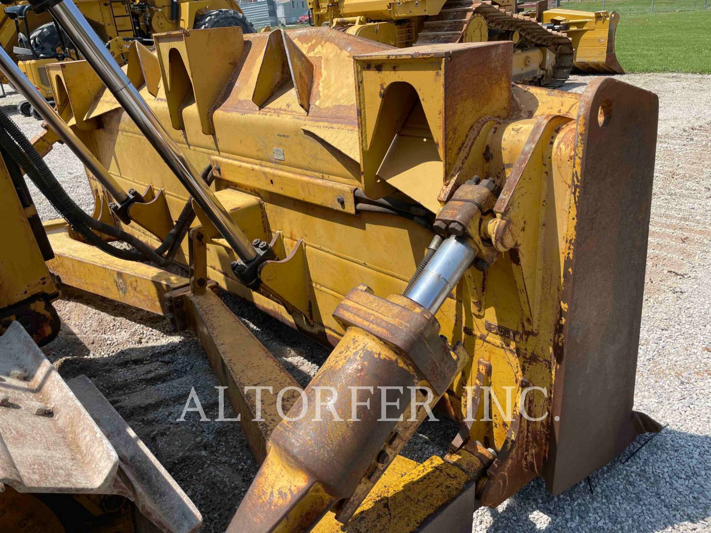 2011 Caterpillar D6T XW W Dozer