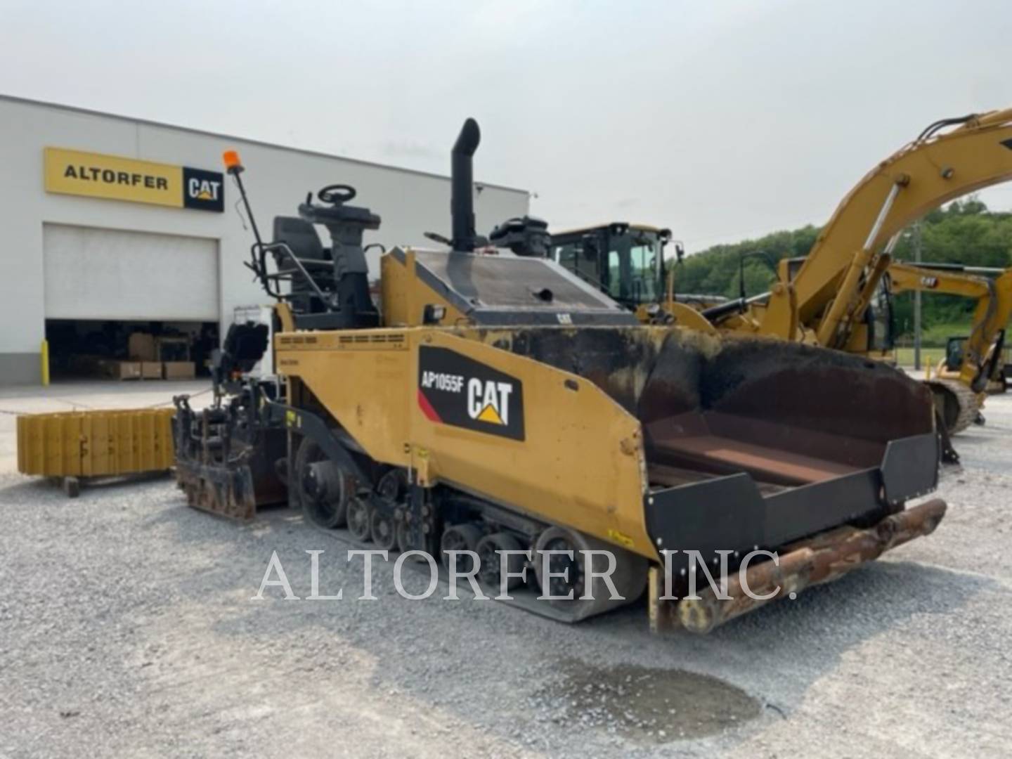 2017 Caterpillar AP1055F Vibratory Double