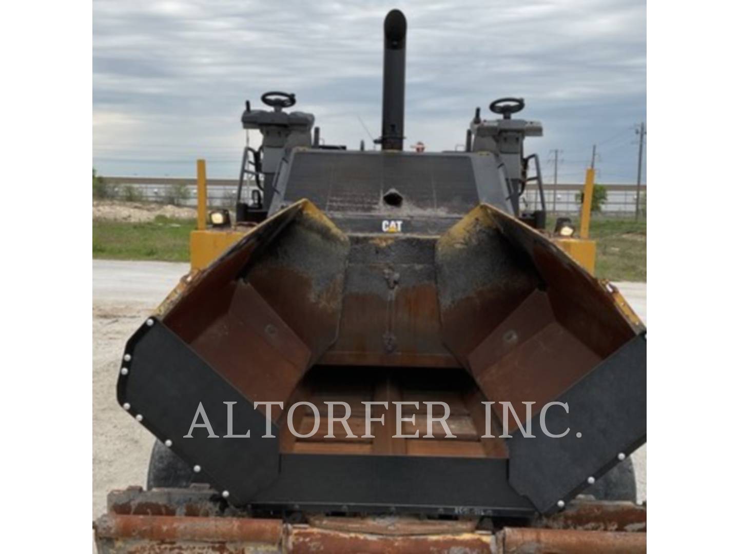 2017 Caterpillar AP1055F Vibratory Double