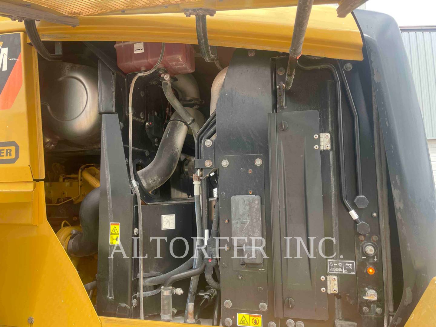 2016 Caterpillar 938M Dozer