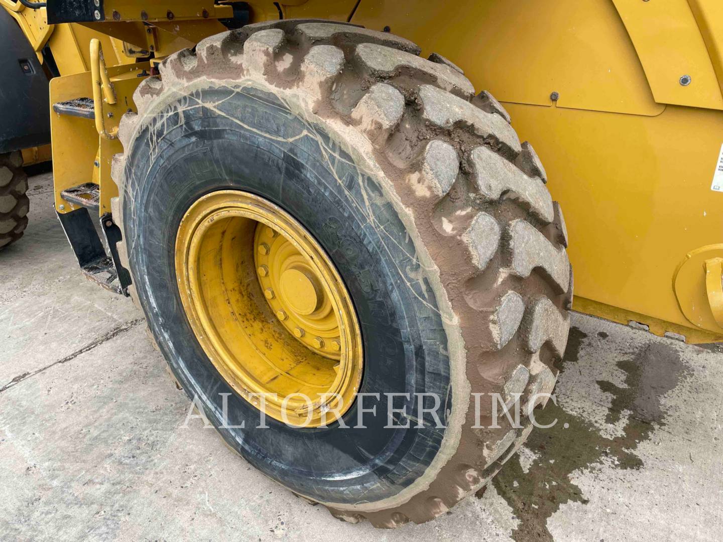 2016 Caterpillar 938M Dozer