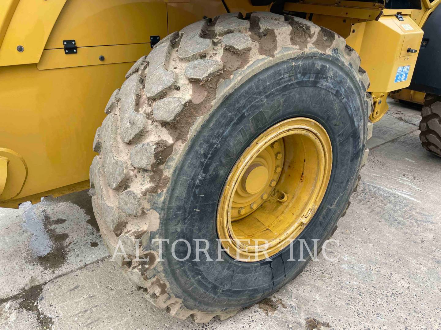 2016 Caterpillar 938M Dozer