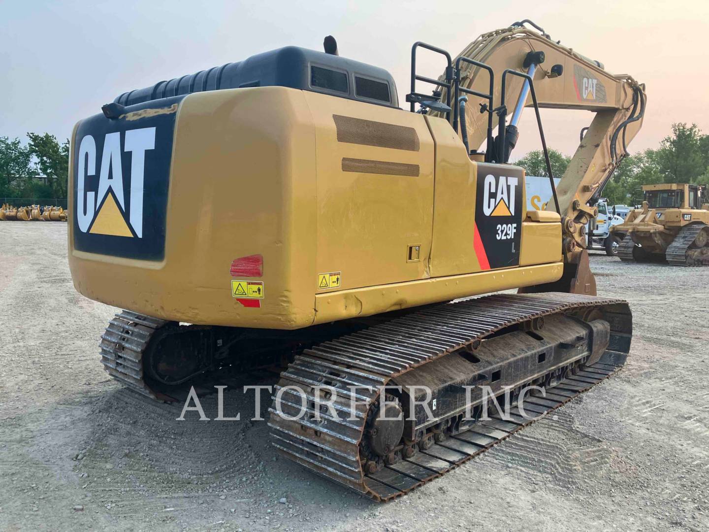 2015 Caterpillar 329FL Excavator