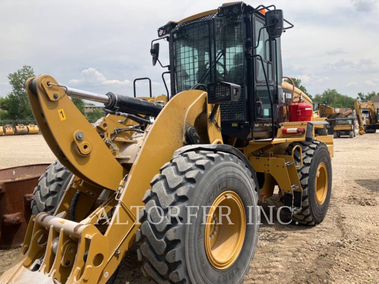 2017 Caterpillar 930M Wheel Loader