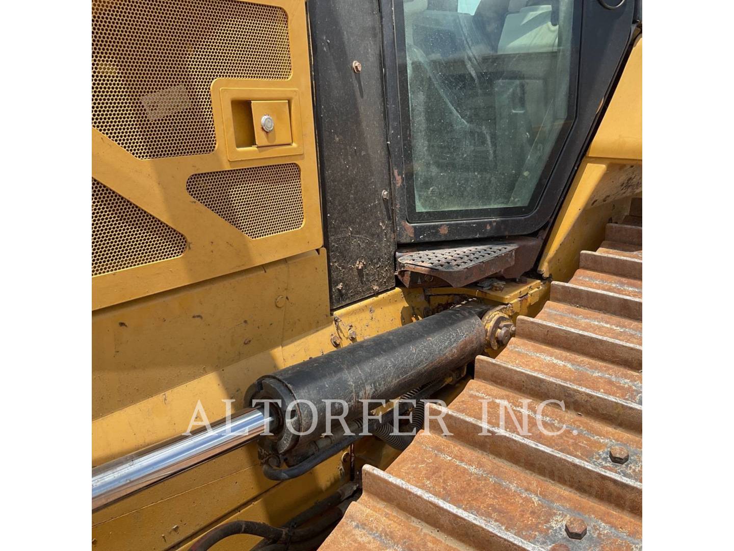 2015 Caterpillar D6N LGP Dozer