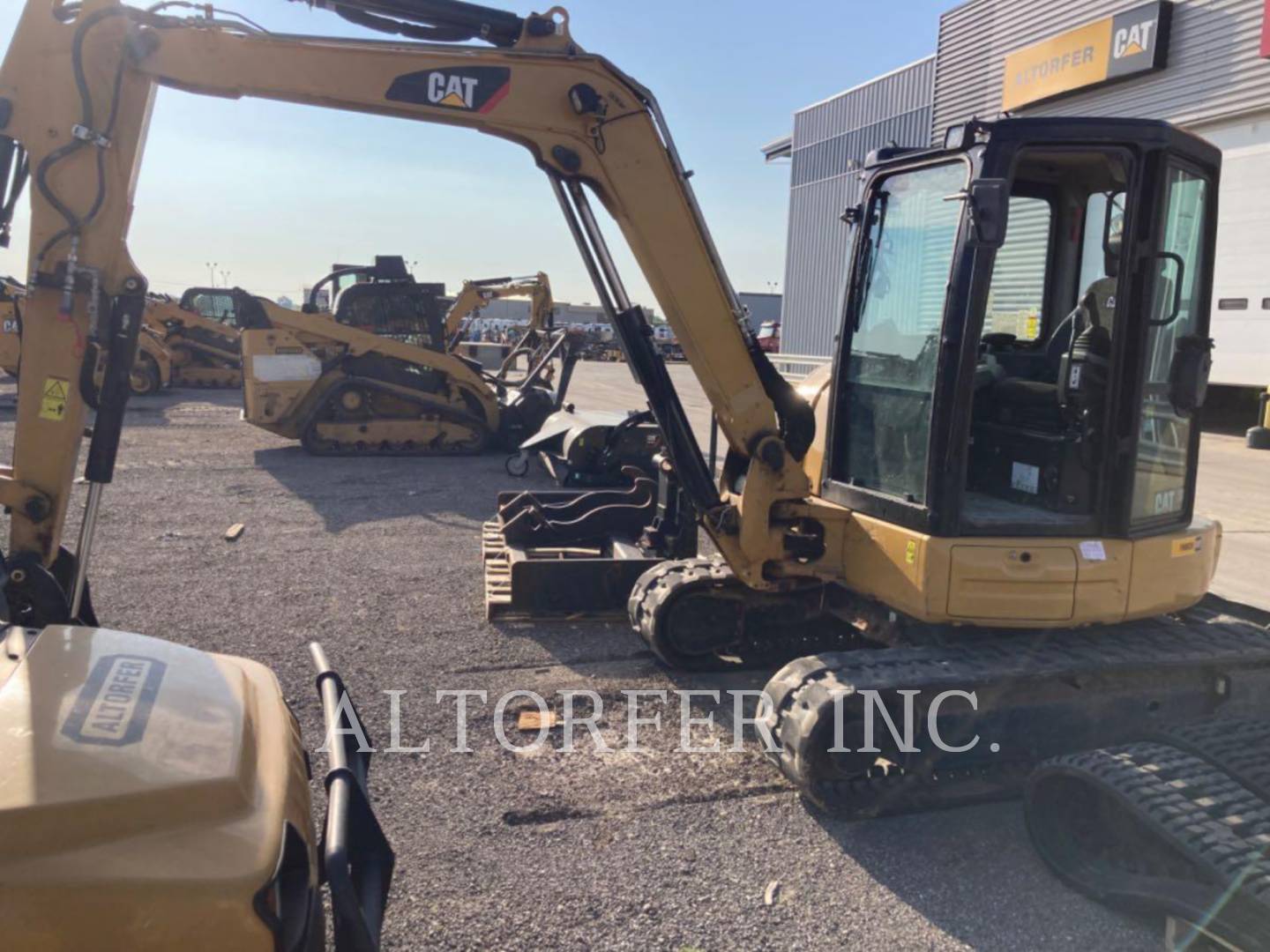 2019 Caterpillar 305.5E2 CR Excavator