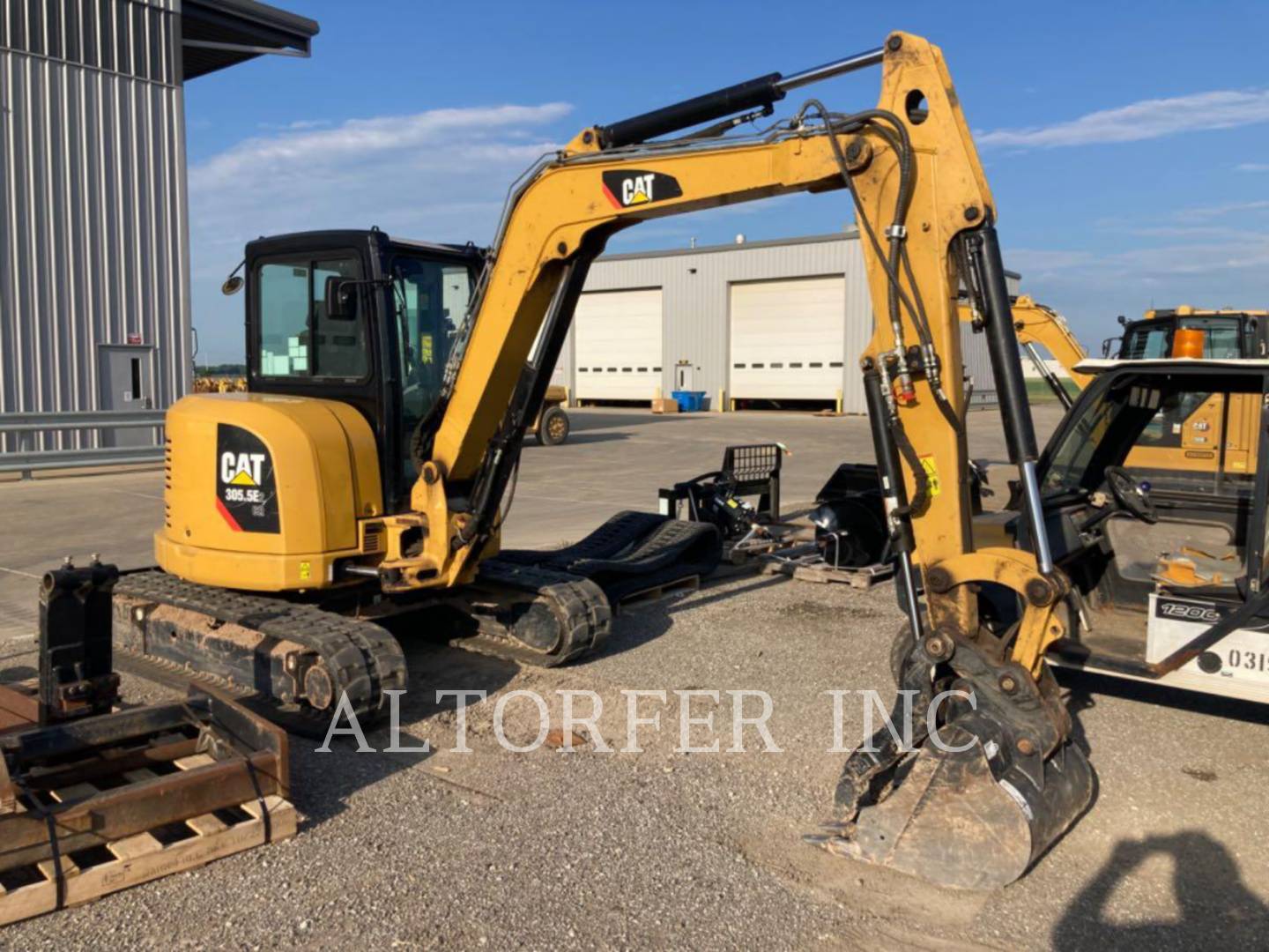 2019 Caterpillar 305.5E2 CR Excavator