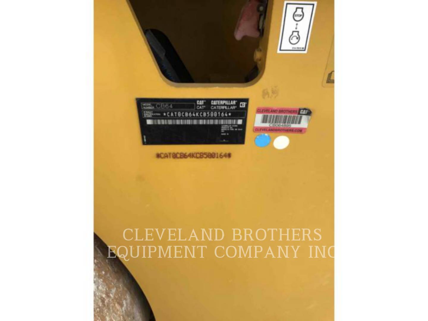 2014 Caterpillar CB64 Compactor