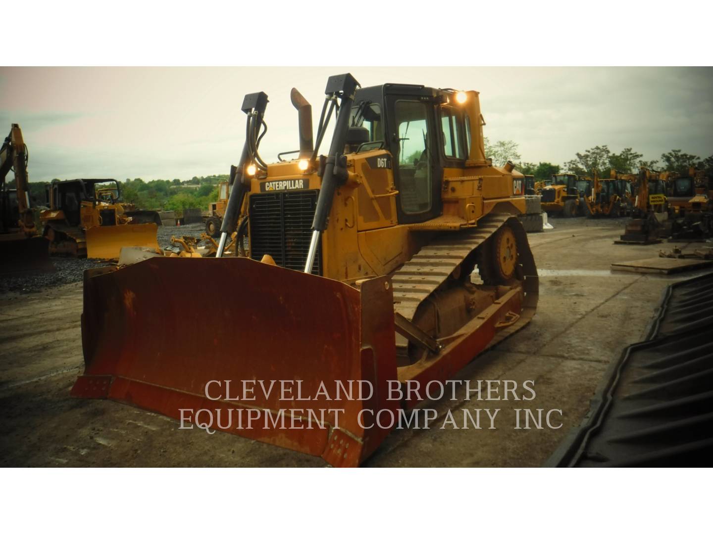 2011 Caterpillar D6T XW Dozer