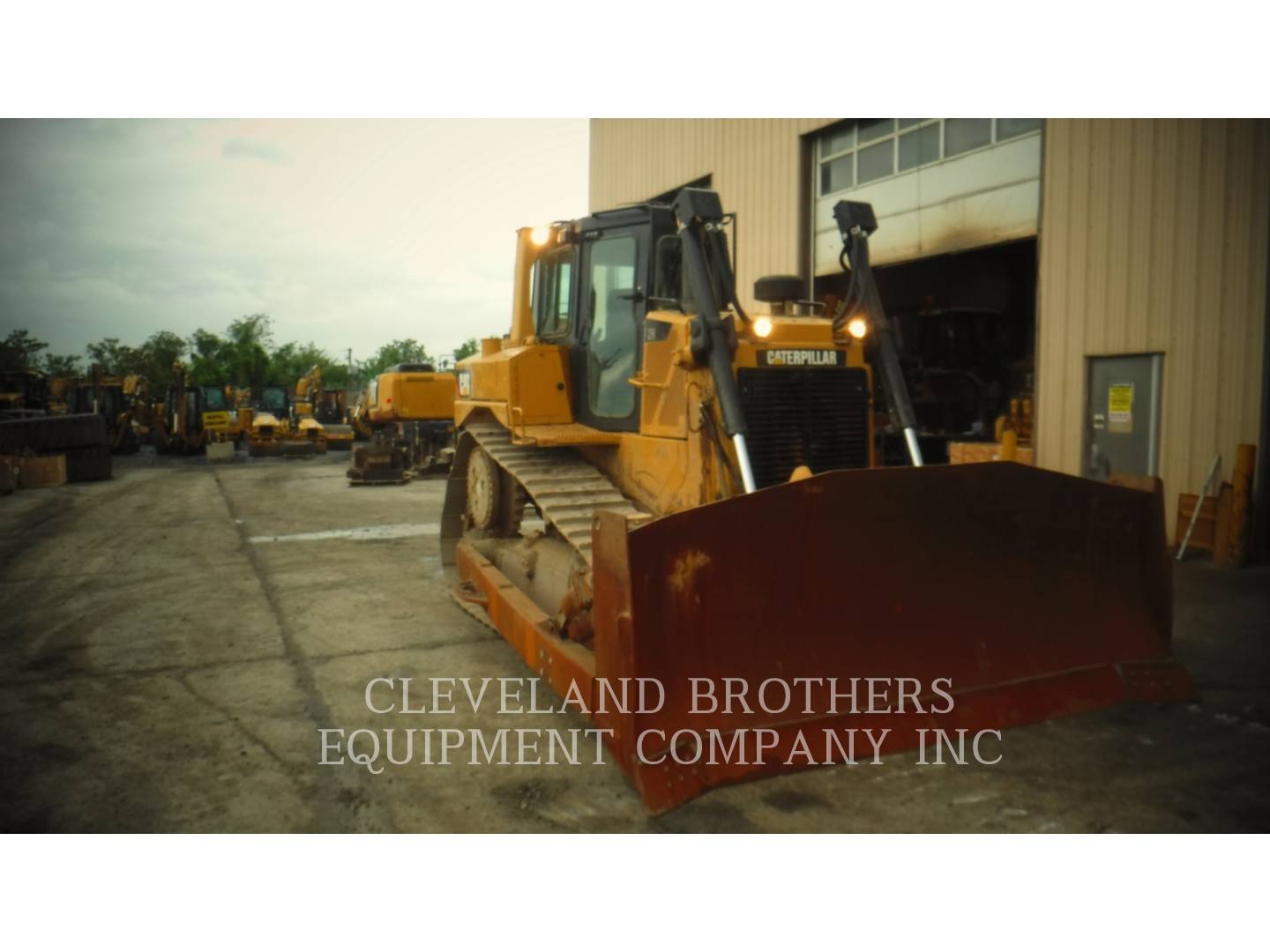 2011 Caterpillar D6T XW Dozer