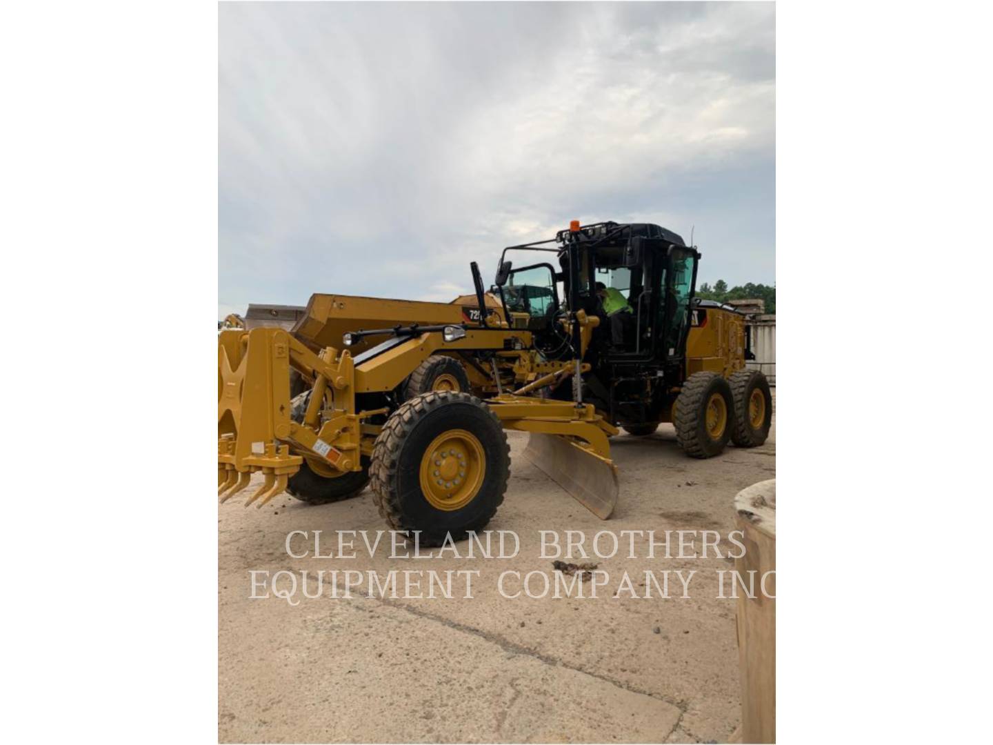 2019 Caterpillar 120 Grader - Road