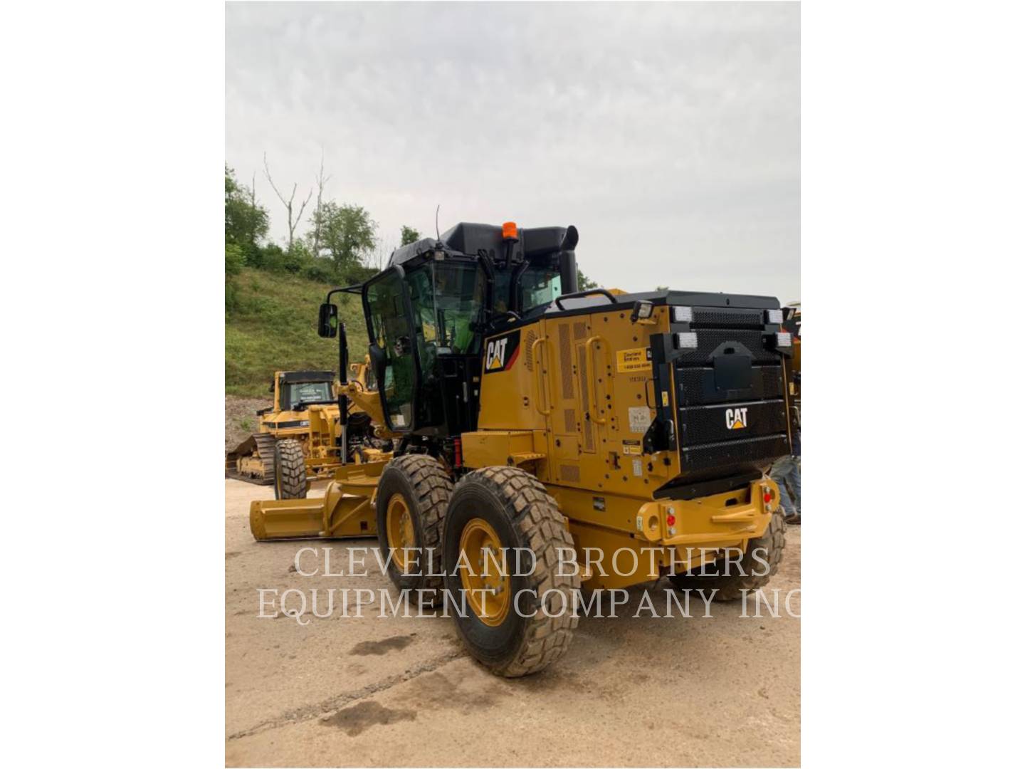 2019 Caterpillar 120 Grader - Road