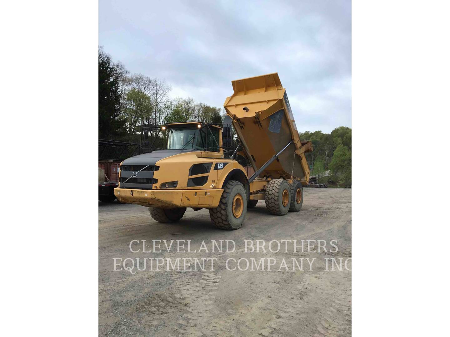 2011 Volvo A35F Articulated Truck