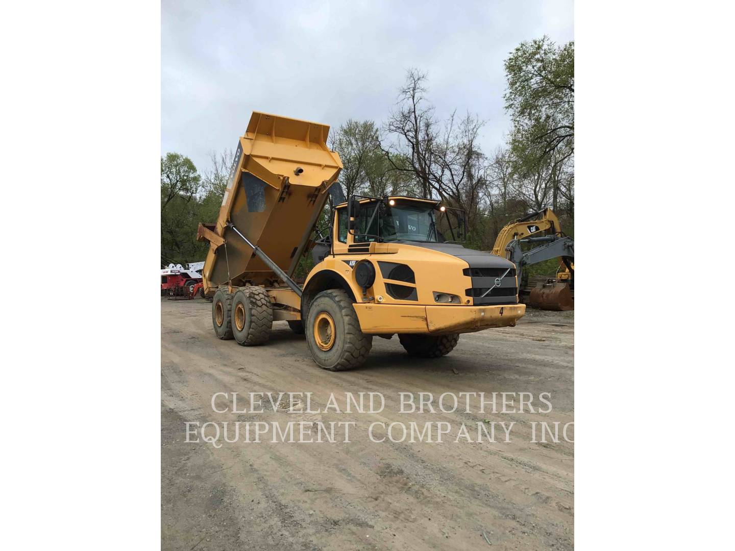 2011 Volvo A35F Articulated Truck