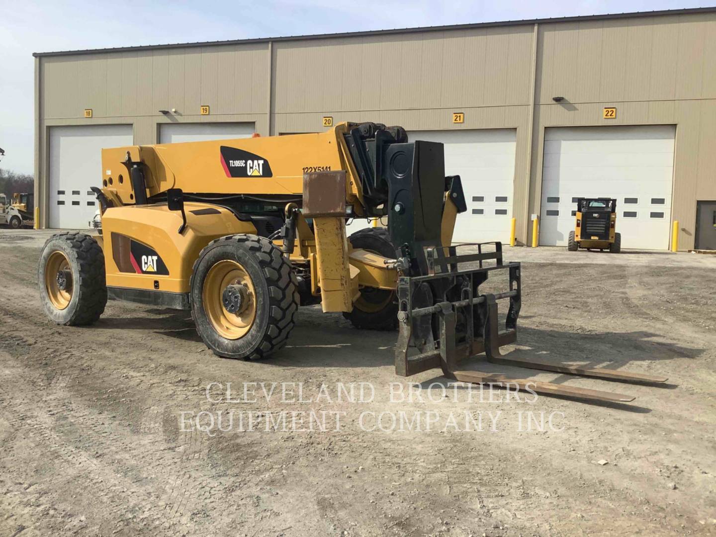 2015 Caterpillar TL1055C TeleHandler