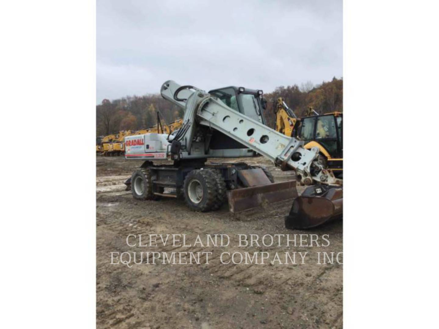 2005 Gradall XL3300 Light Tower