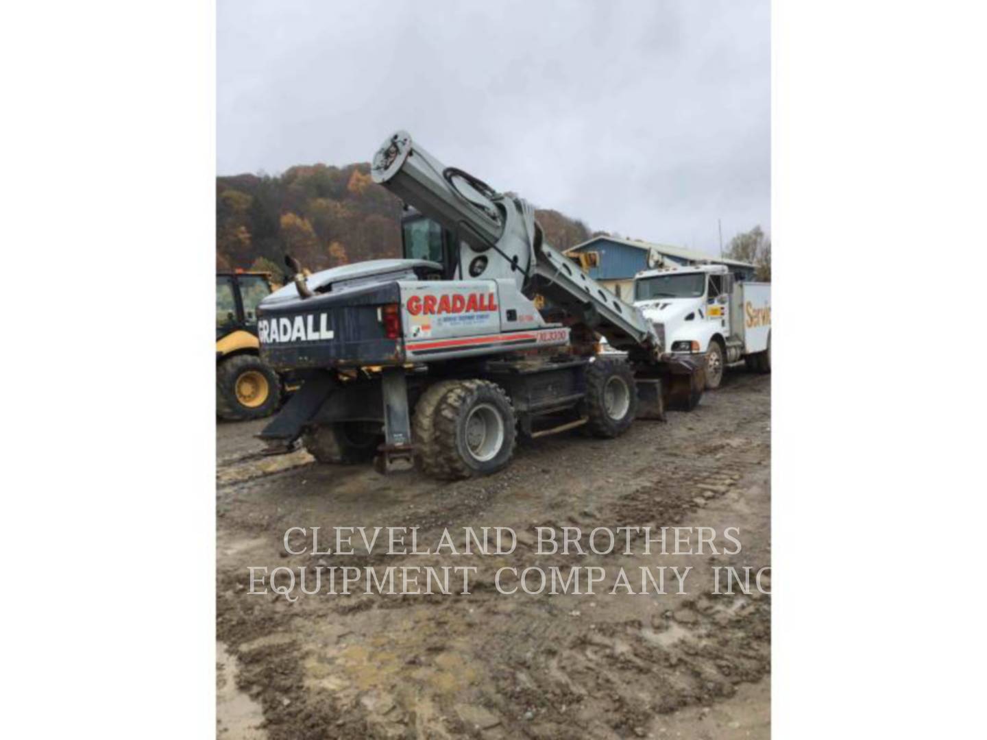 2005 Gradall XL3300 Light Tower