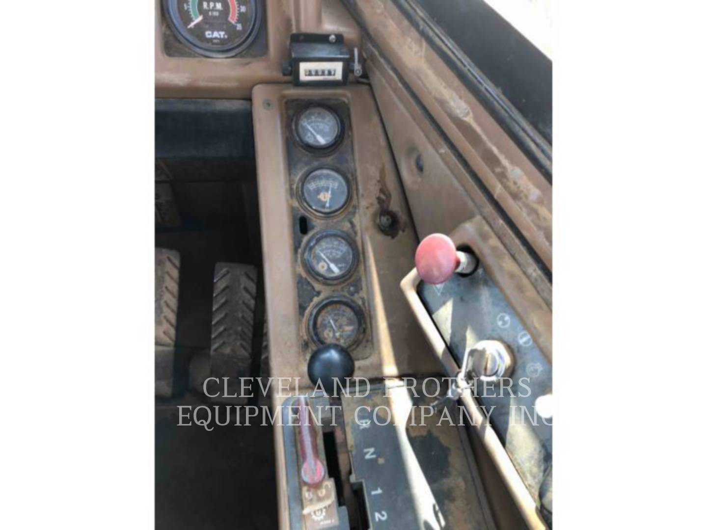 1990 Caterpillar 627E Wheel Tractor