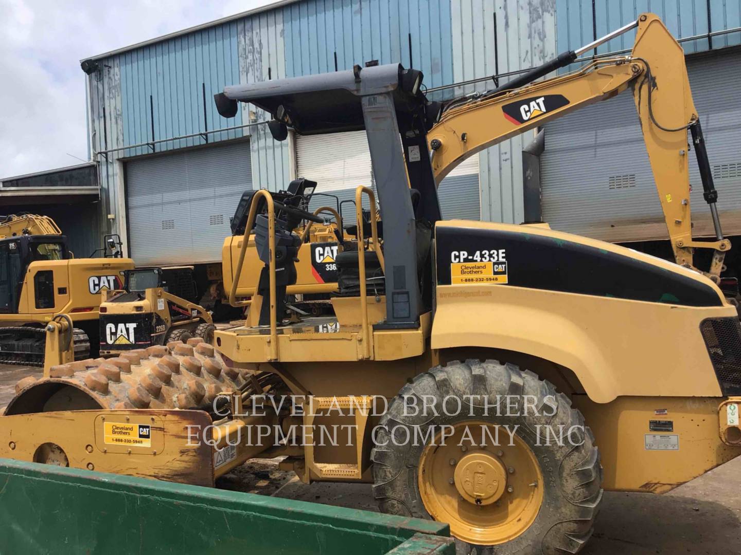 2004 Caterpillar CP433E Compactor