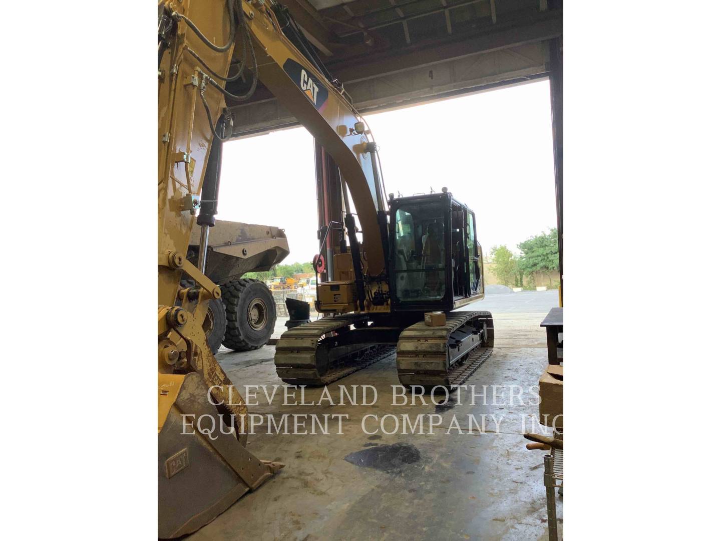 2019 Caterpillar 318FL Excavator