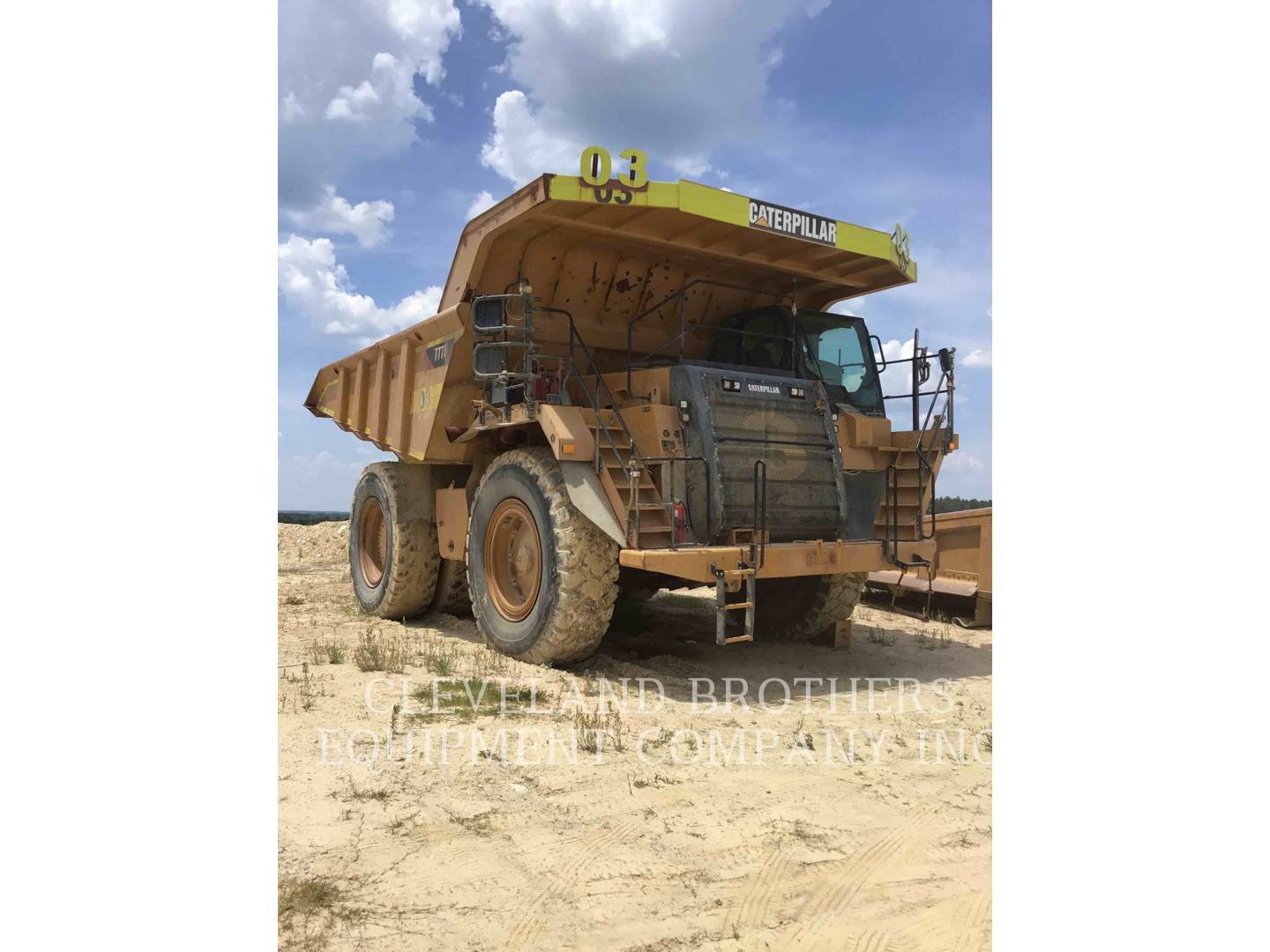 2011 Caterpillar 777F Truck