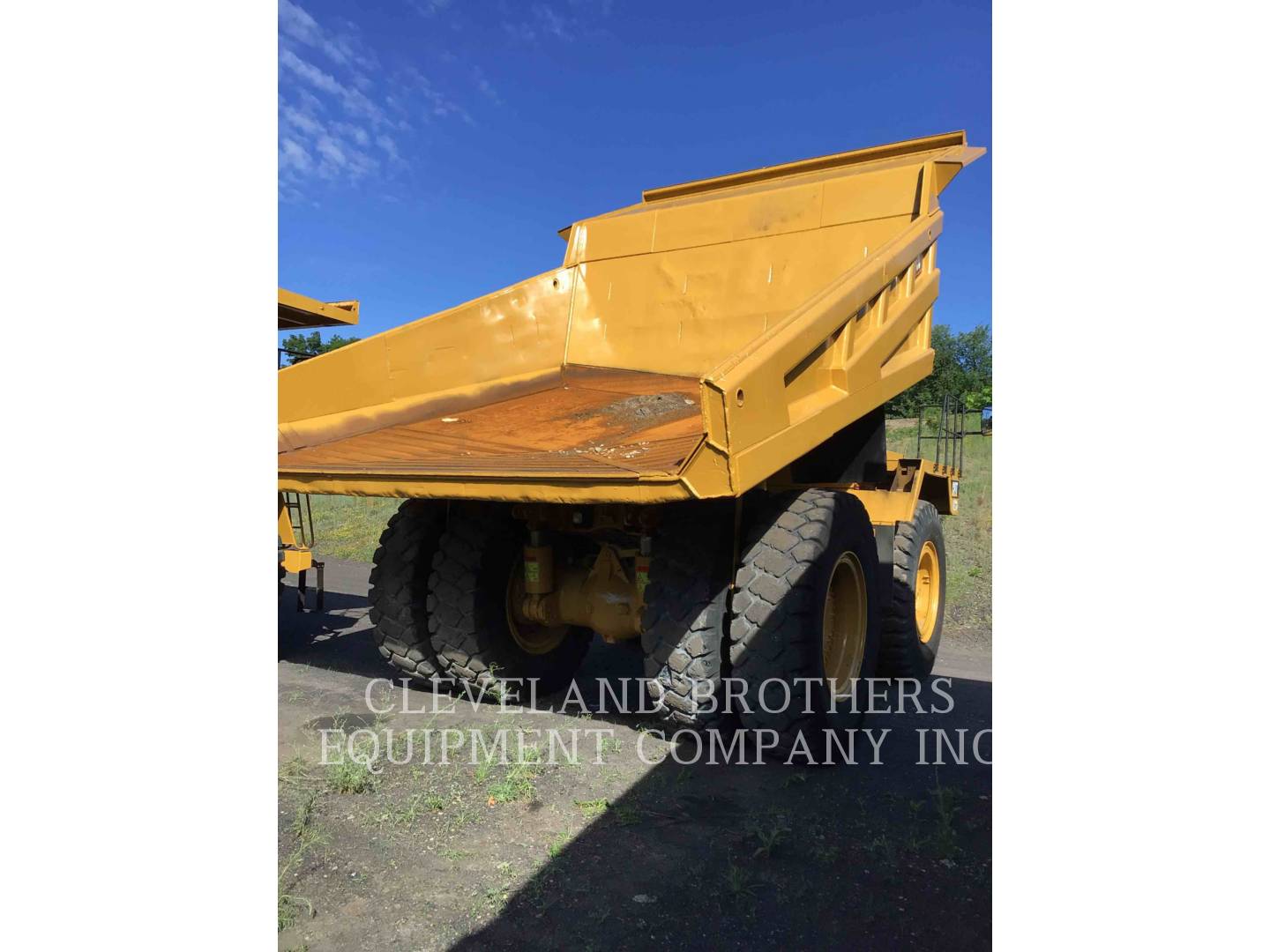 2001 Caterpillar 777D Truck