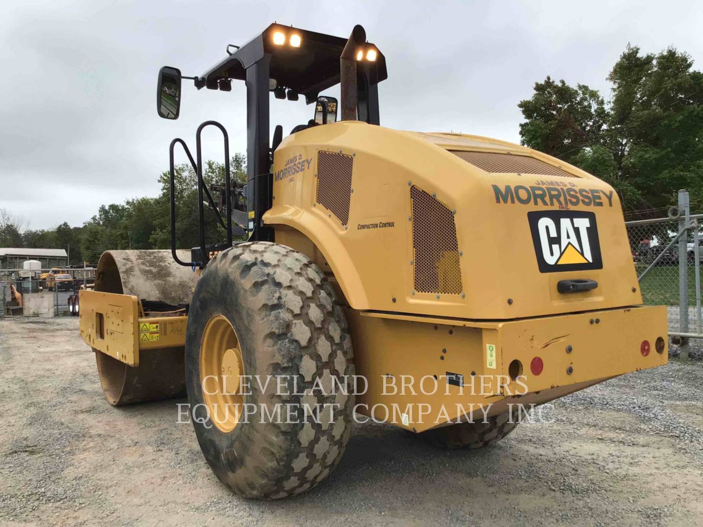 2015 Caterpillar CS54B Compactor