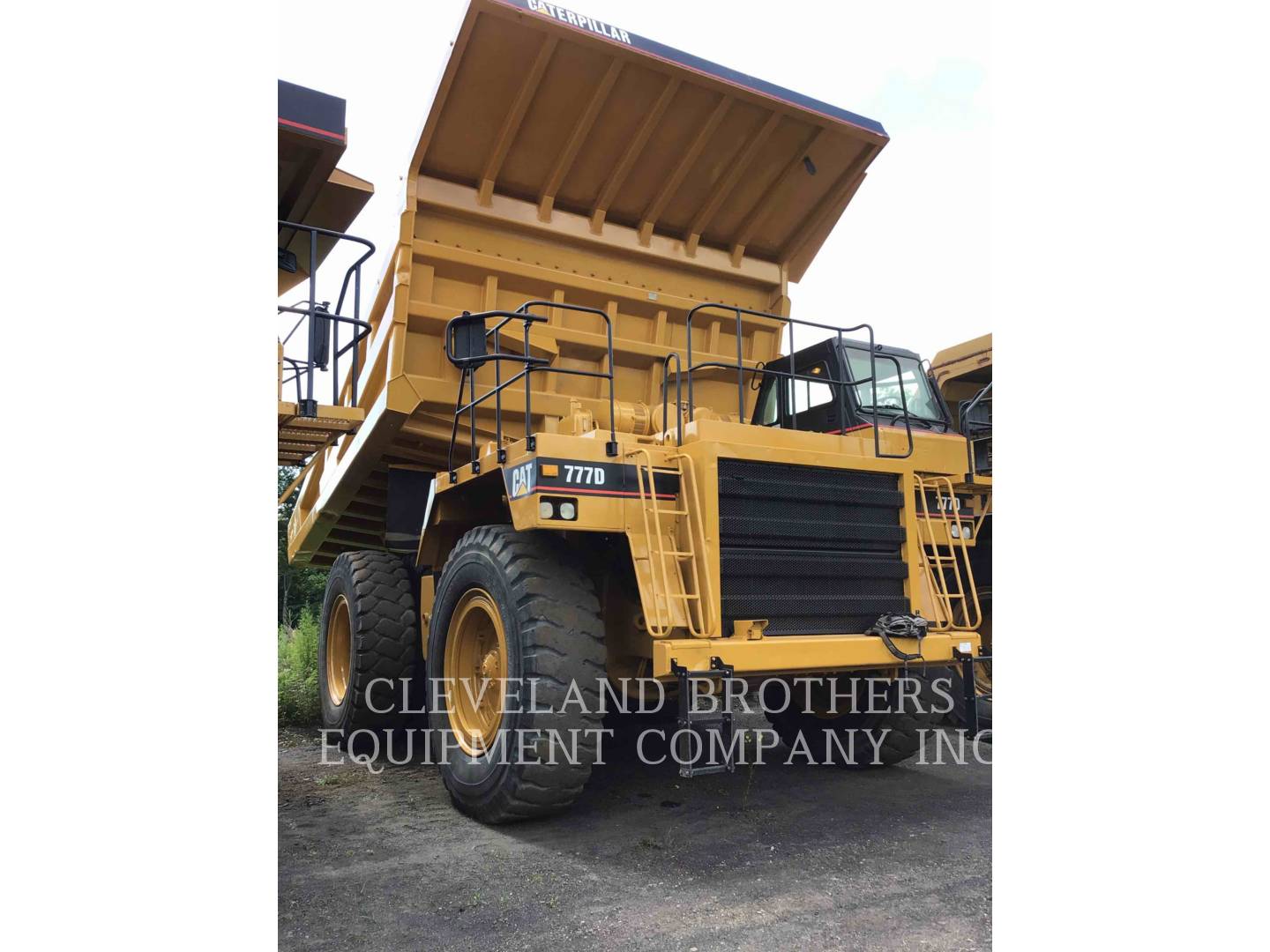 2001 Caterpillar 777D Truck