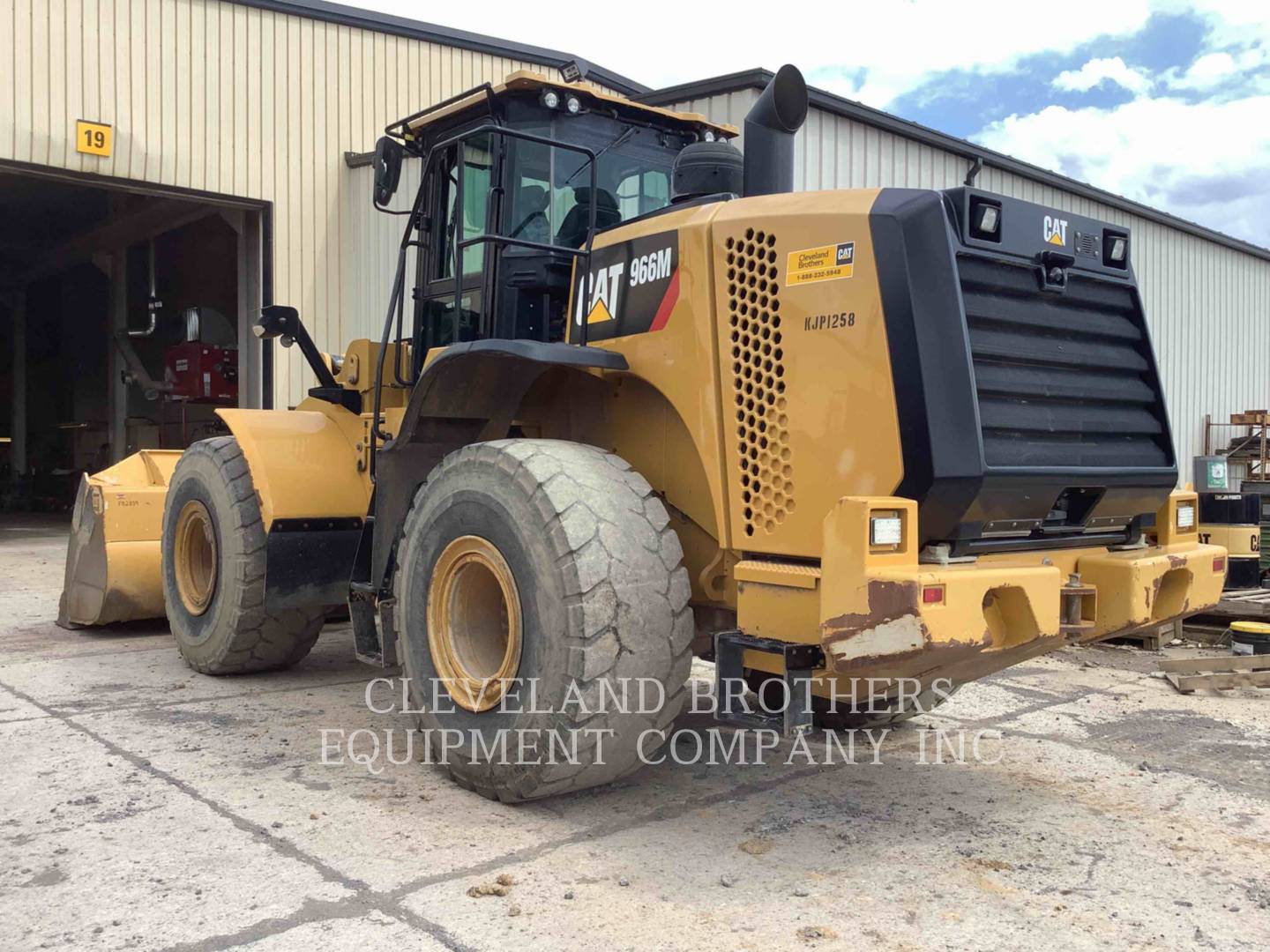 2016 Caterpillar 966M Wheel Loader