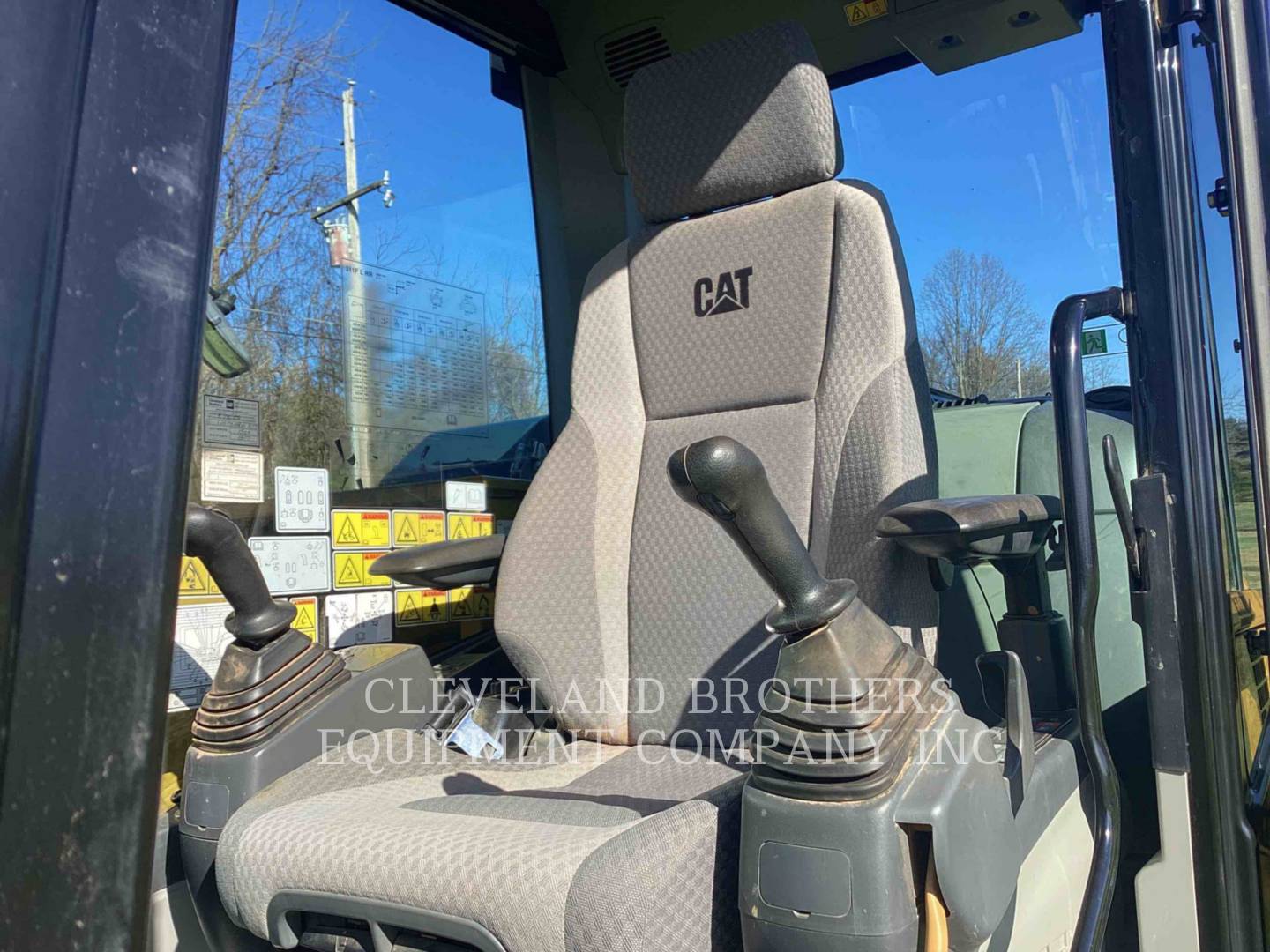 2017 Caterpillar 311FLRR Excavator