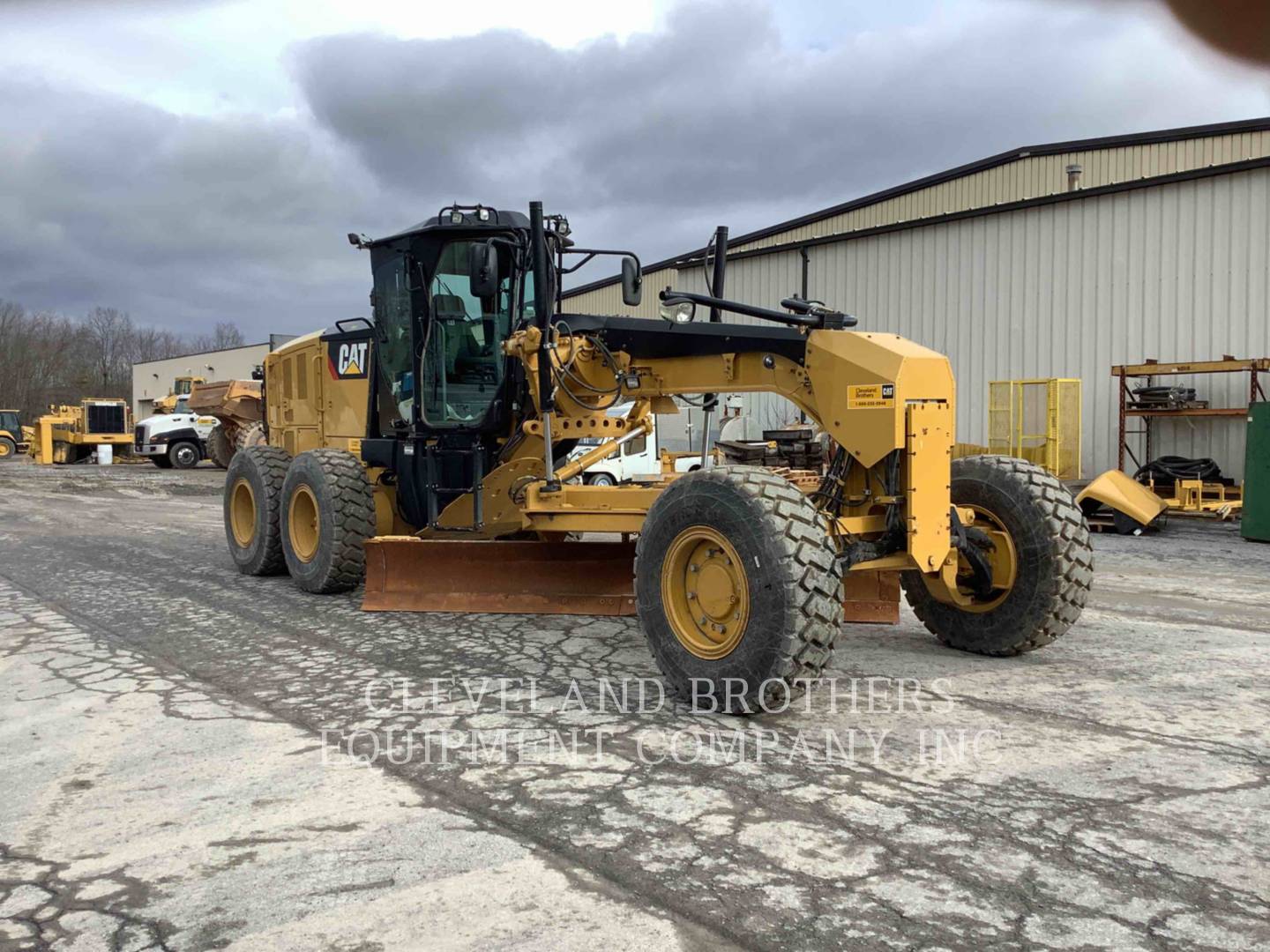 2016 Caterpillar 12M Grader - Road