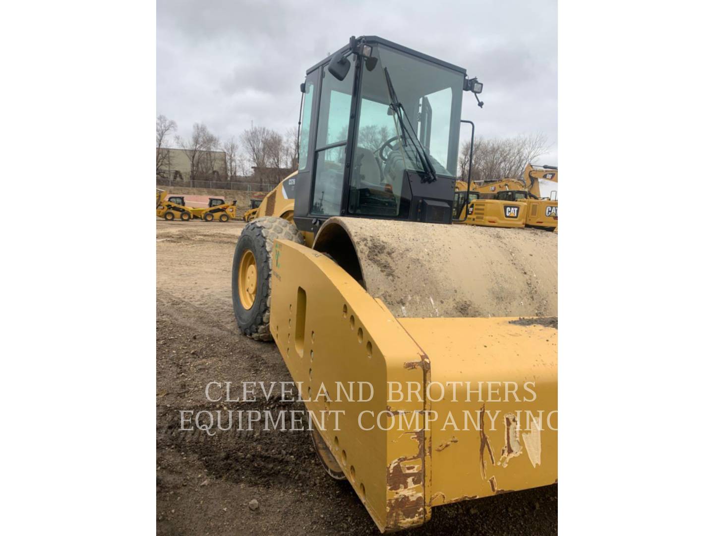 2011 Caterpillar CS76 Compactor