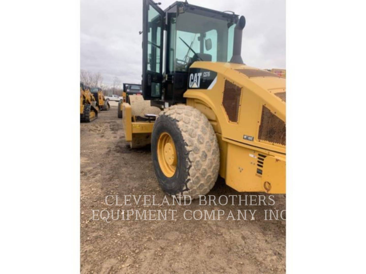 2011 Caterpillar CS76 Compactor