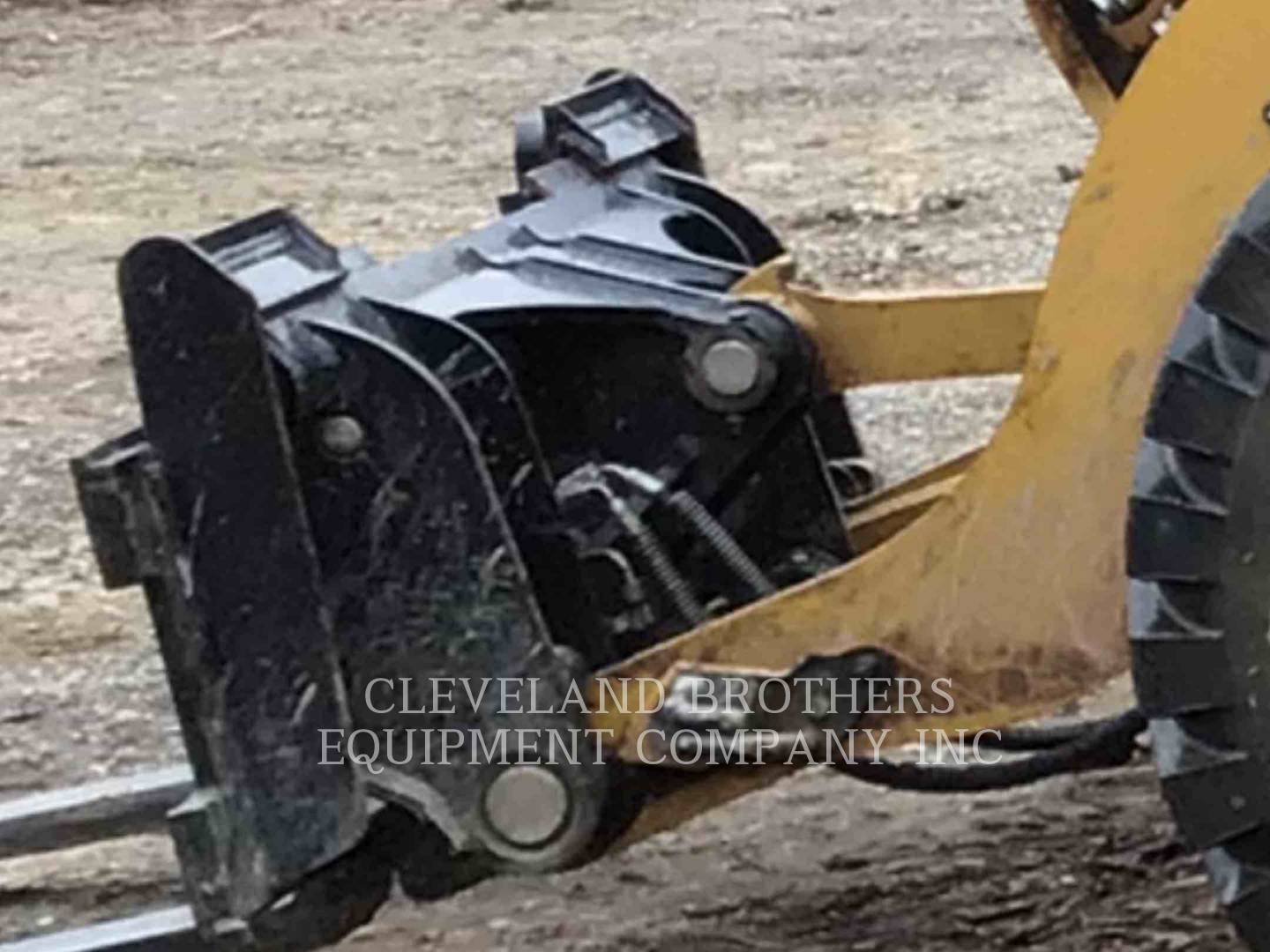 2020 Caterpillar 906M Wheel Loader