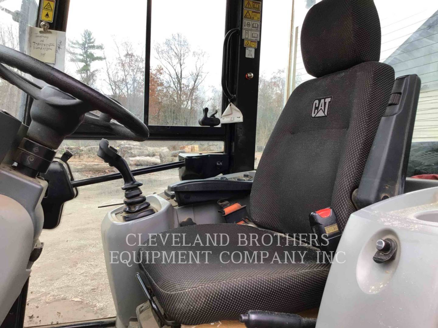 2020 Caterpillar 906M Wheel Loader