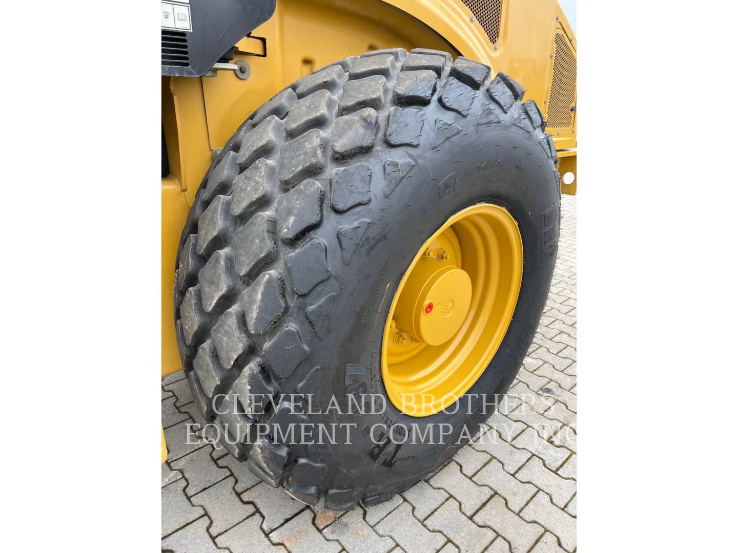 2013 Caterpillar CS68B Compactor