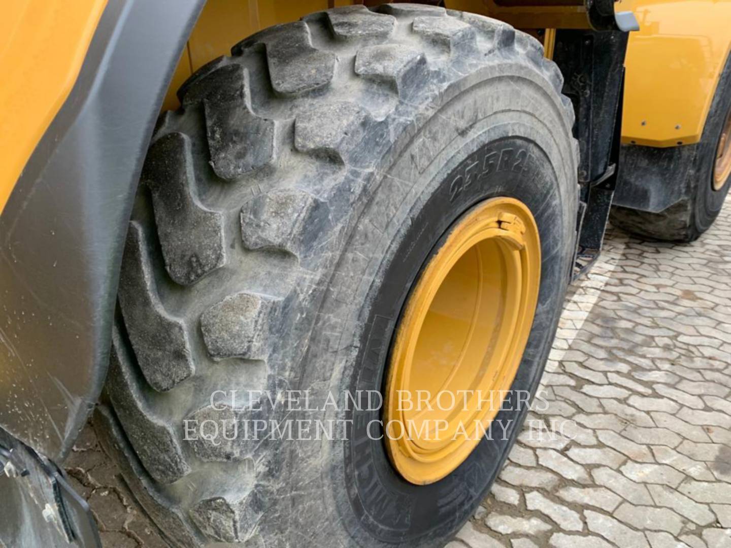 2017 Caterpillar 950M Wheel Loader