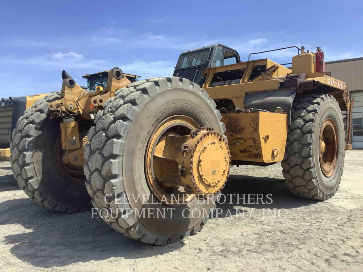 2009 Caterpillar 777F Truck