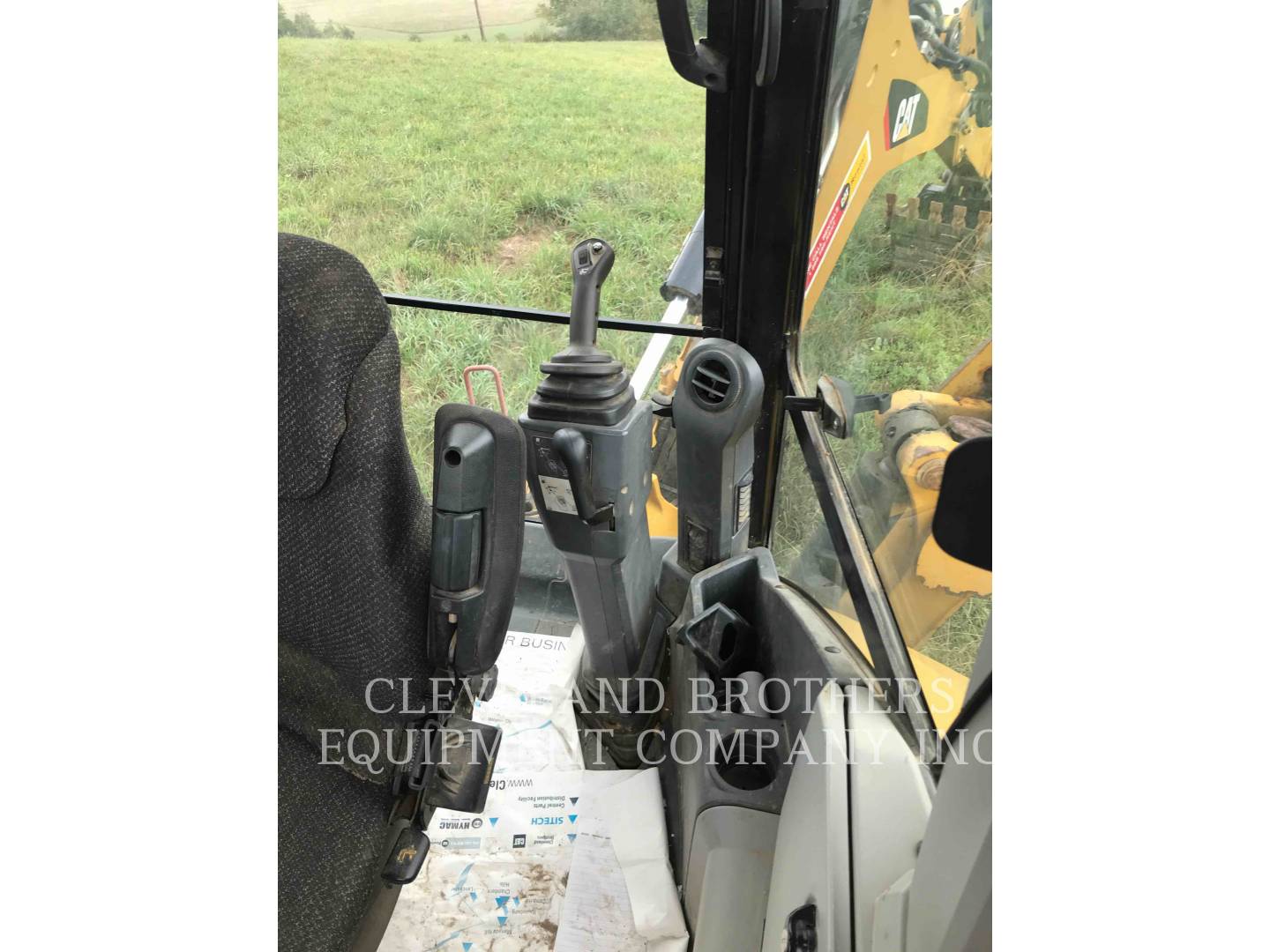 2015 Caterpillar 420F2IT Tractor Loader Backhoe