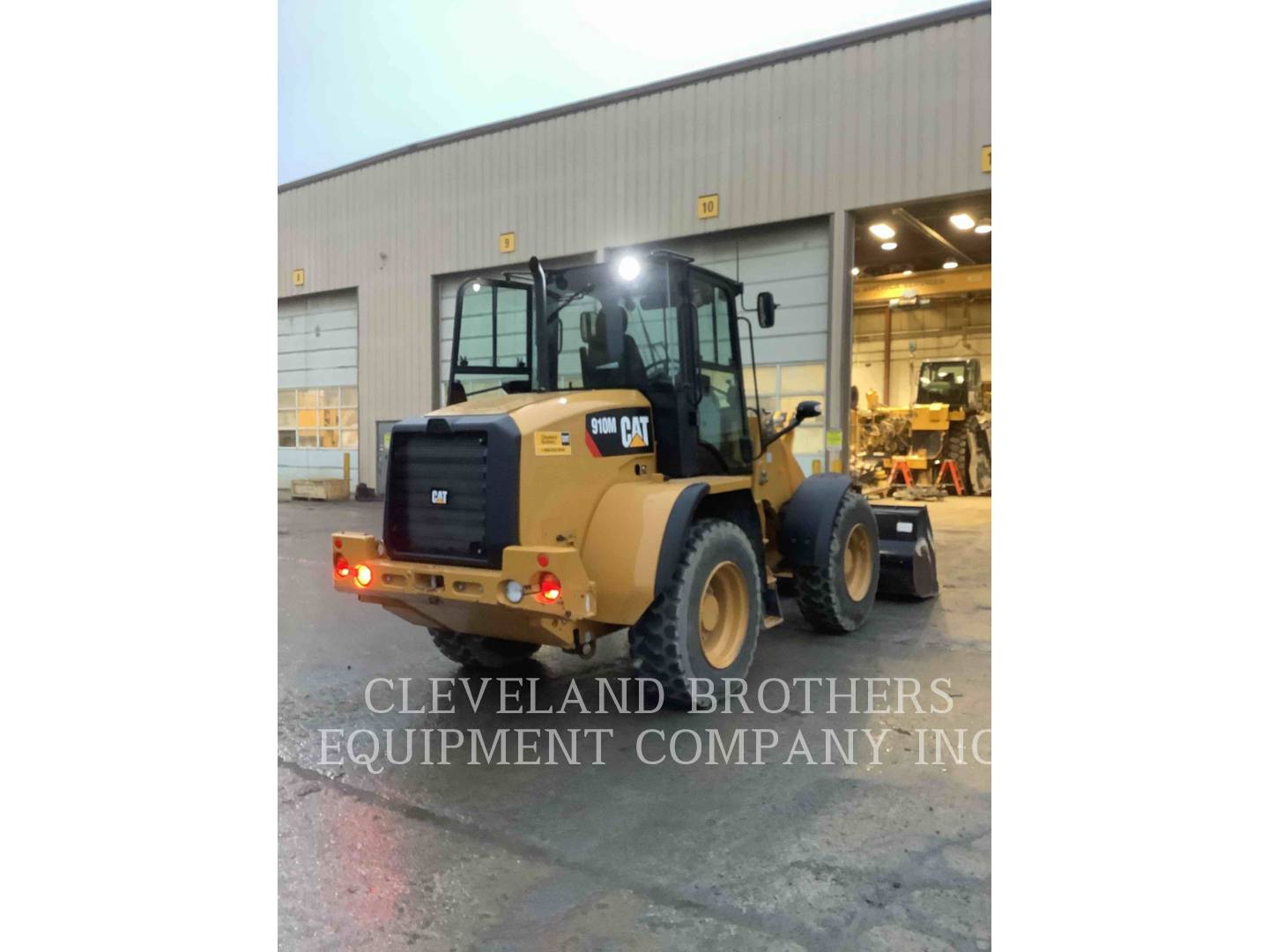 2019 Caterpillar 910M Wheel Loader